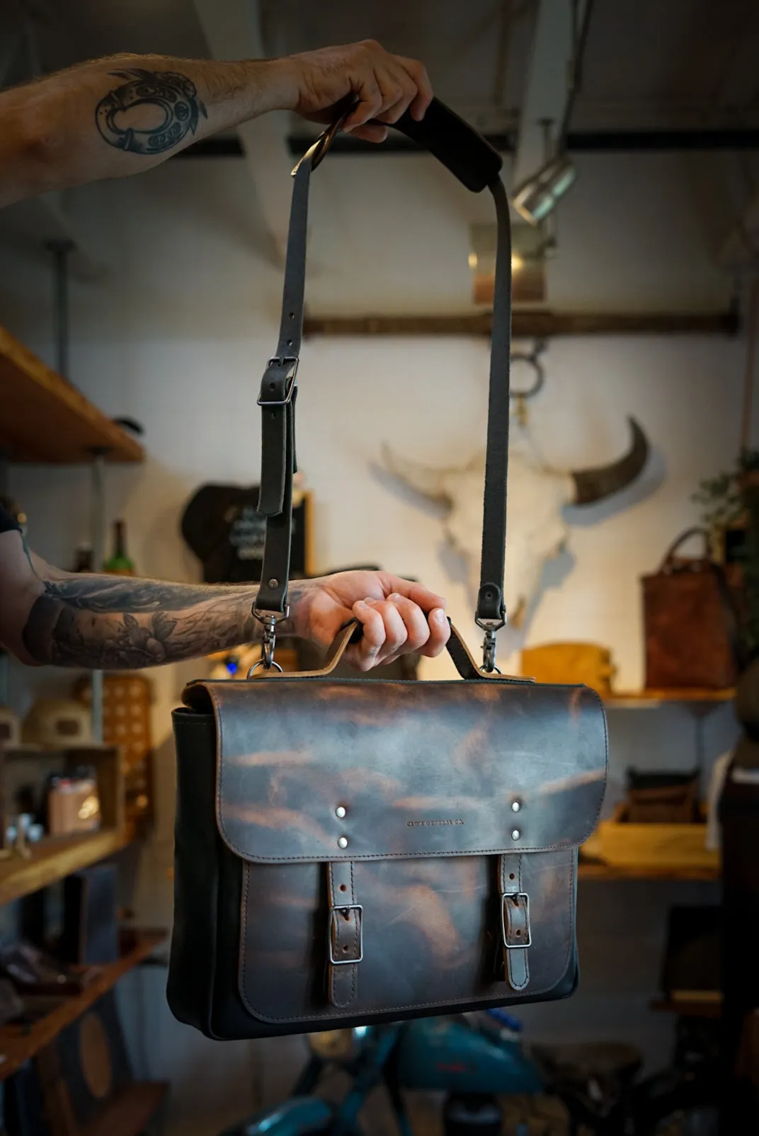 16" Messenger Bag (Two Tone: Hardtimes Brown   Flat Black Accents)