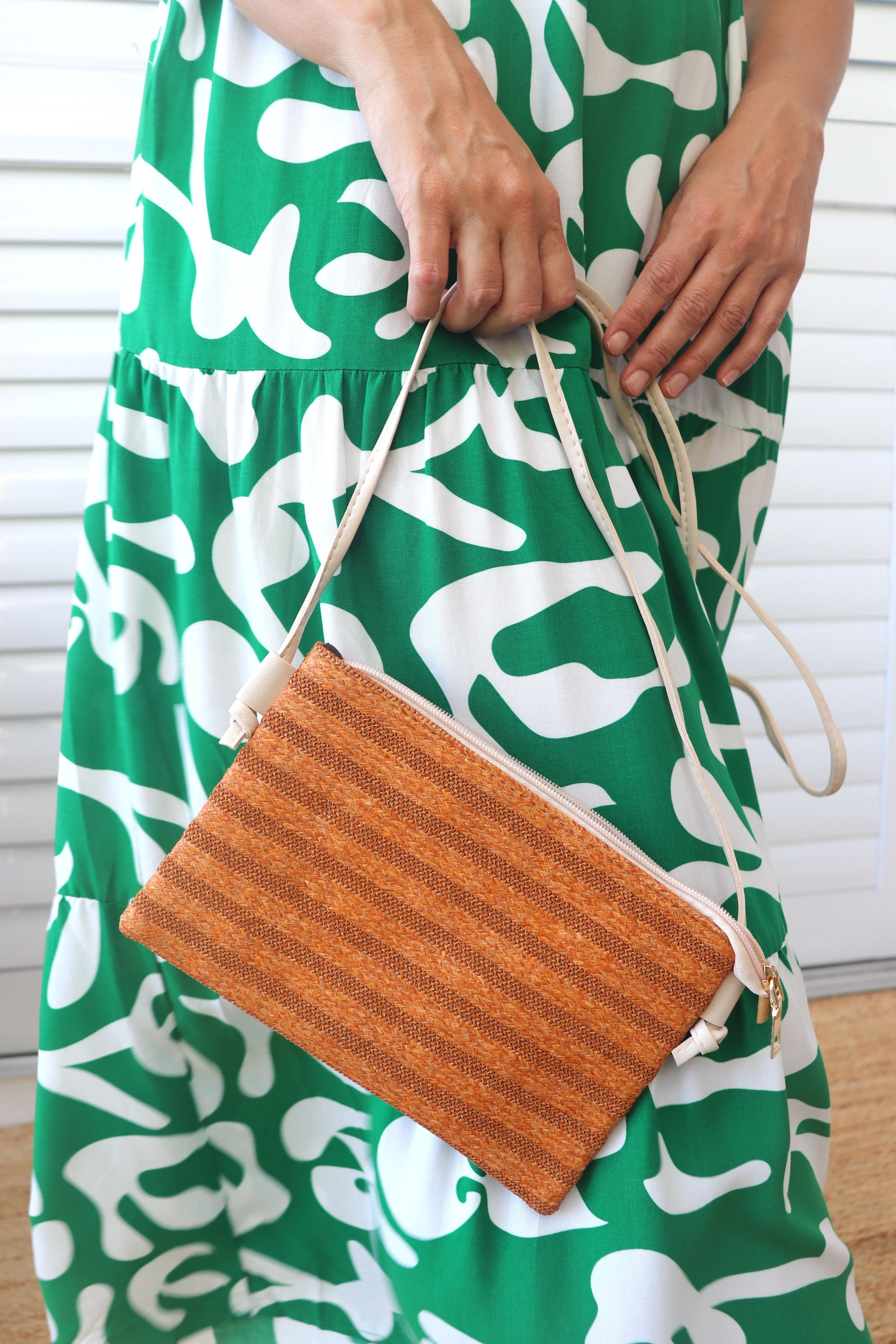 Contrast Stripe Zip Clutch in Camel