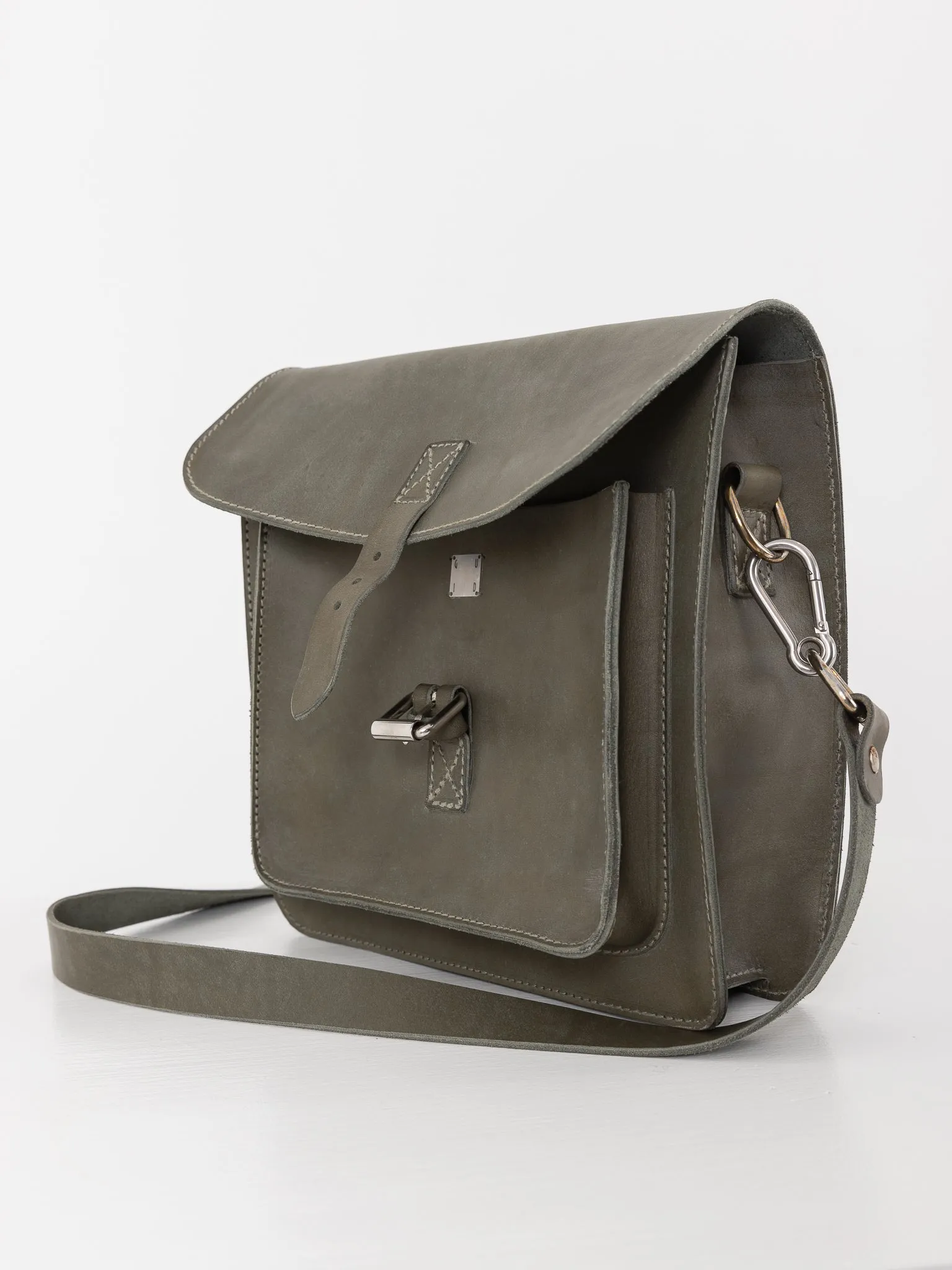 Guidi CM8 Crossbody Satchel