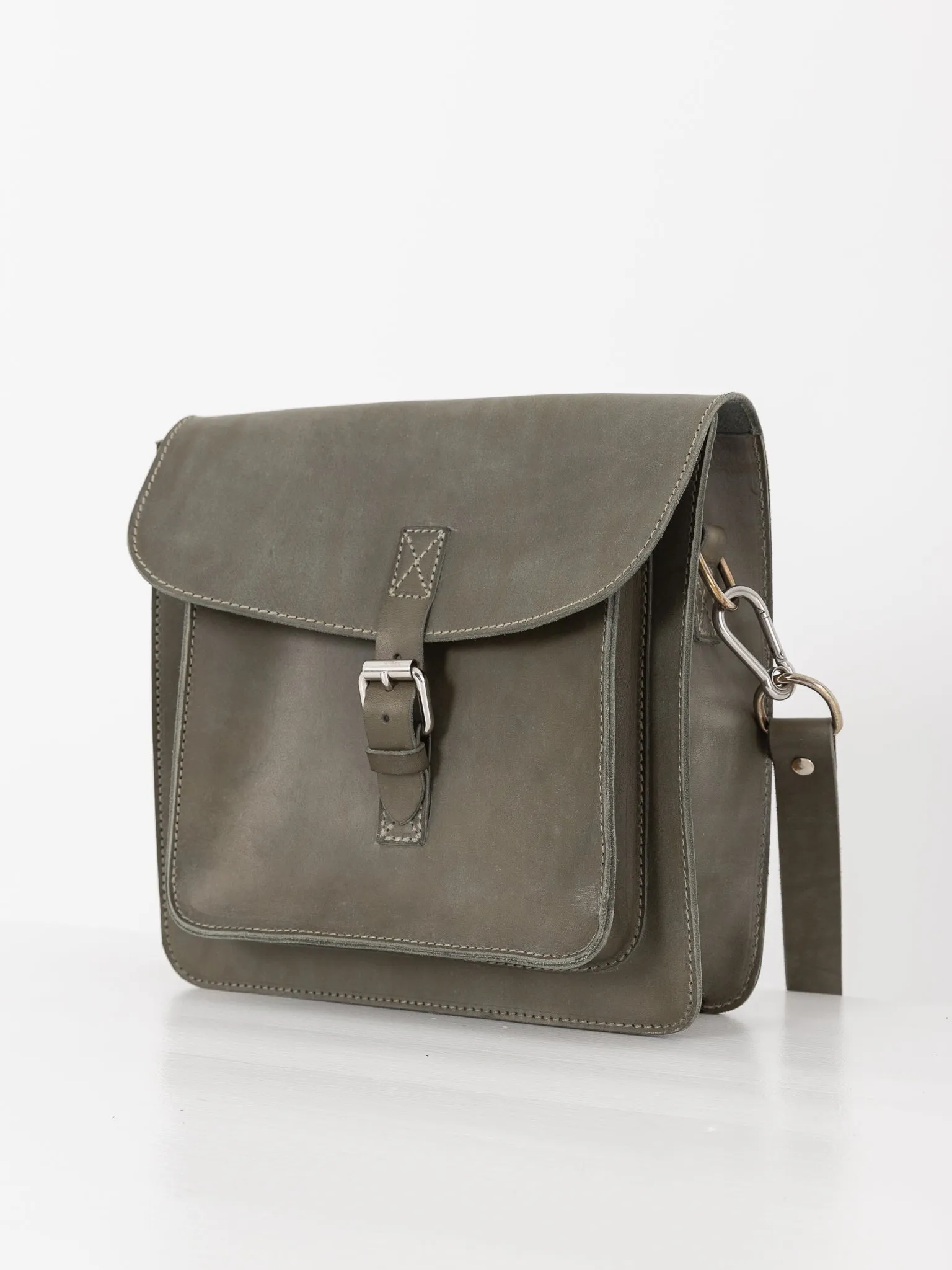 Guidi CM8 Crossbody Satchel