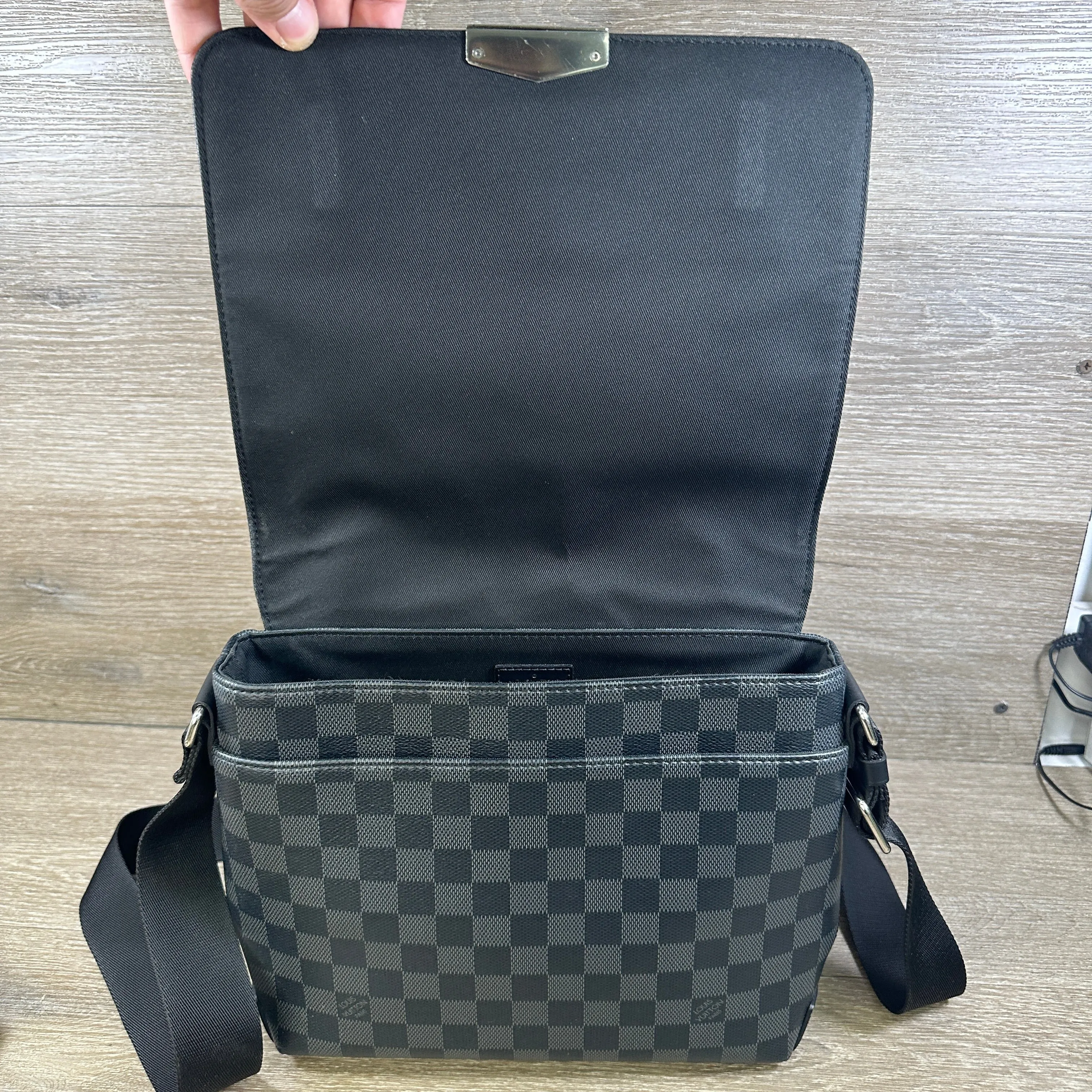 Louis Vuitton District NM Messenger Bag -  Damier Graphite PM