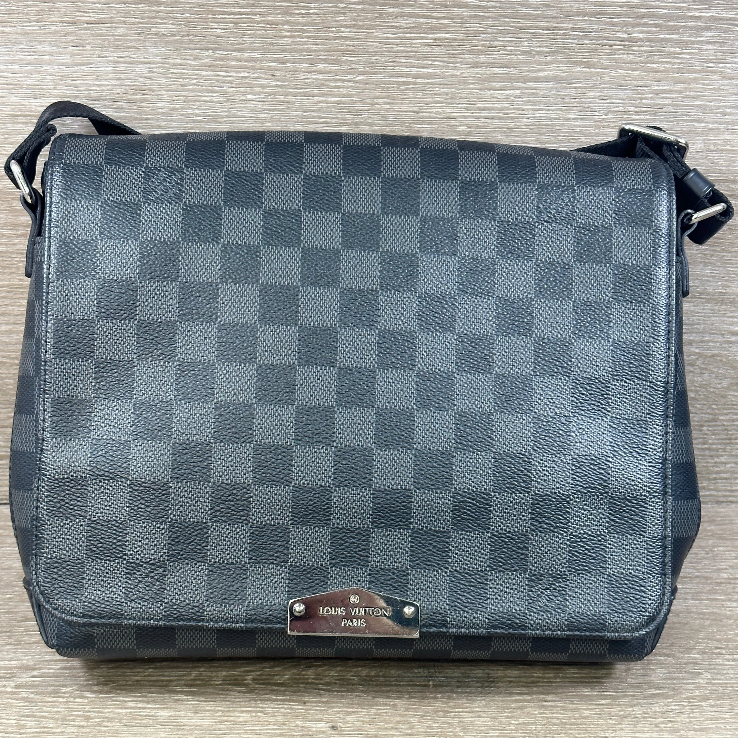 Louis Vuitton District NM Messenger Bag -  Damier Graphite PM