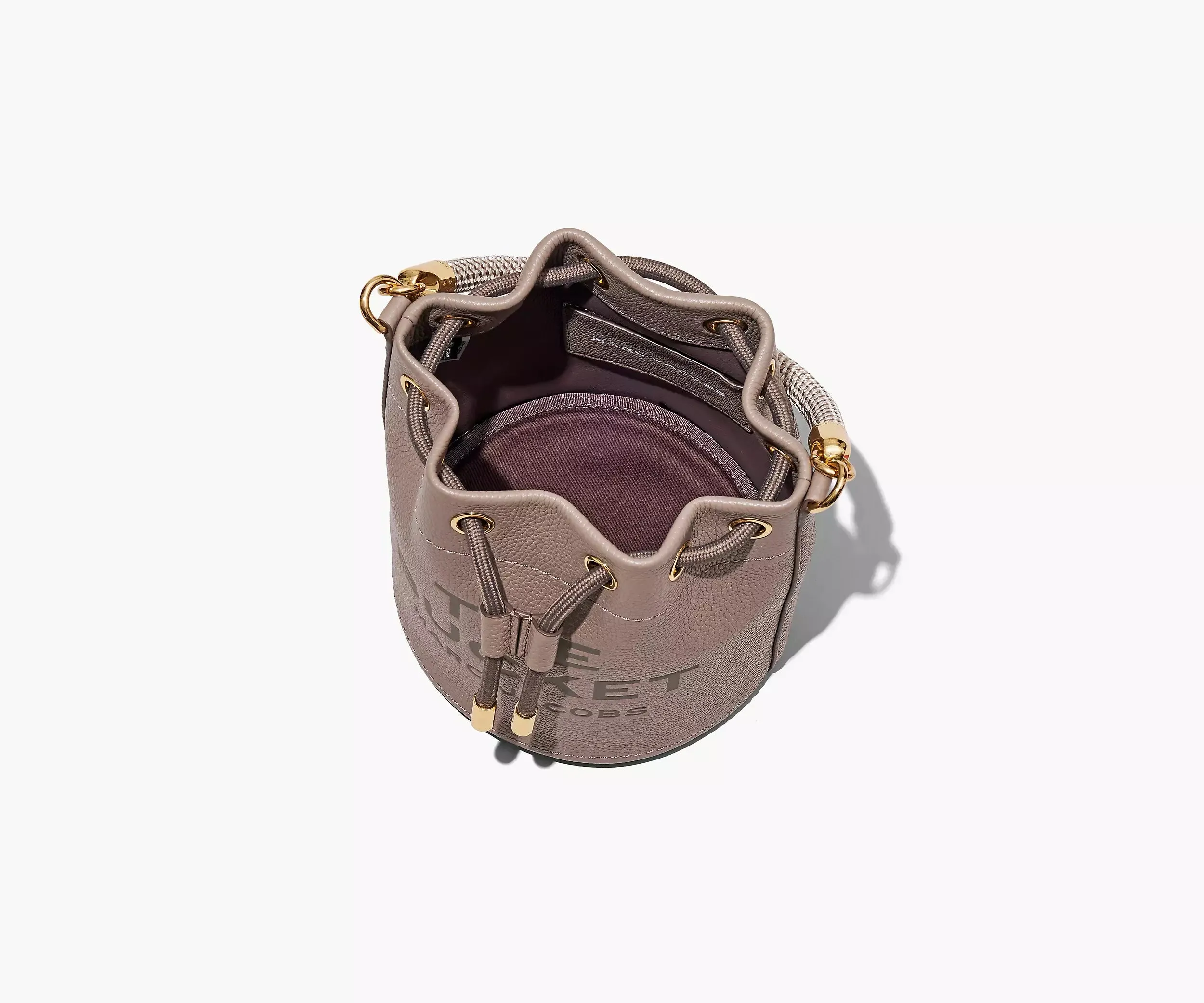 Marc Jacobs The Leather Bucket Bag Cement