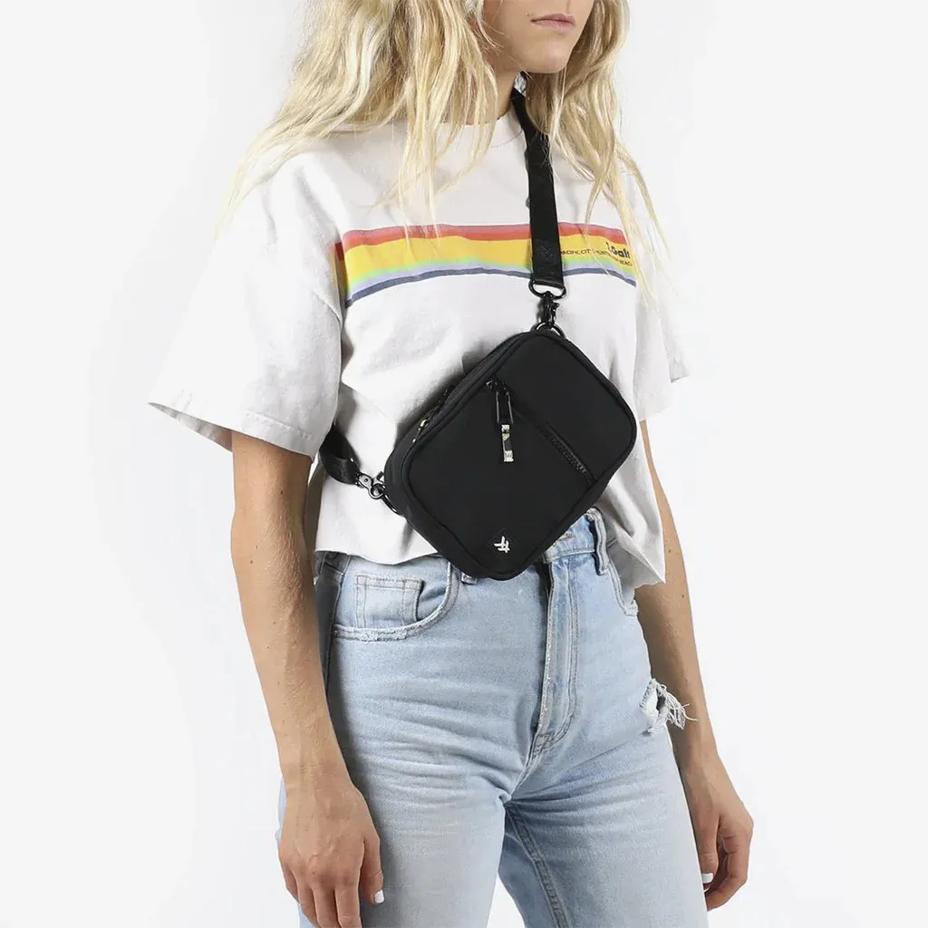 THREAD Crossbody Bag (Black)