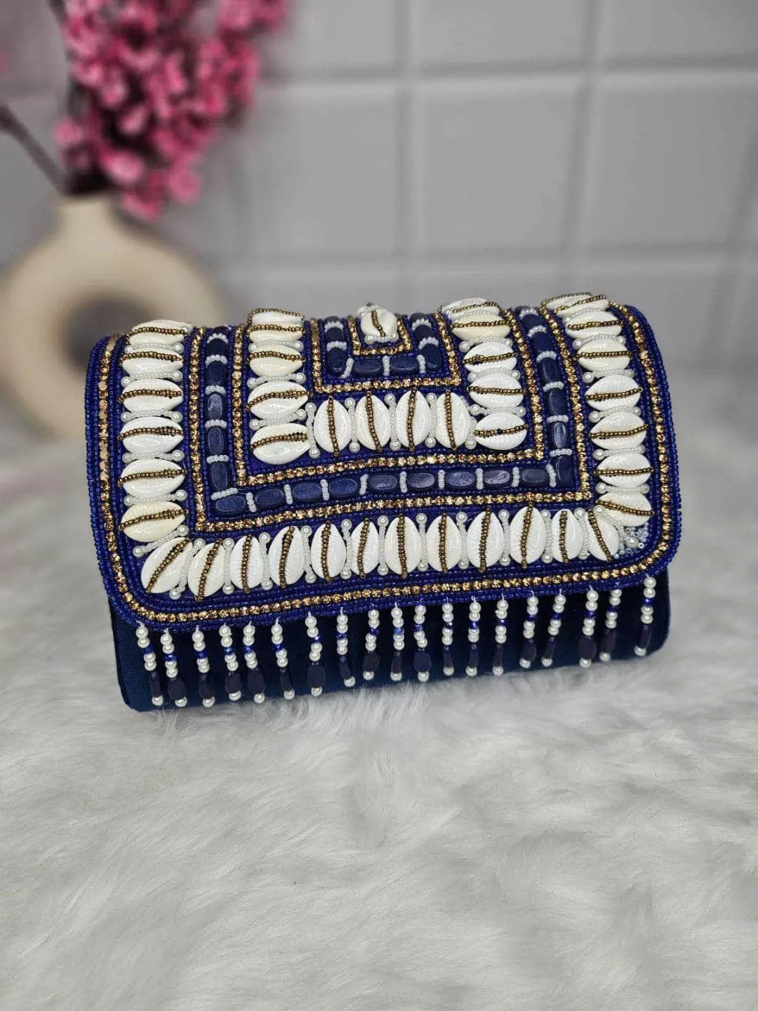 Women Jute Hand Clutch